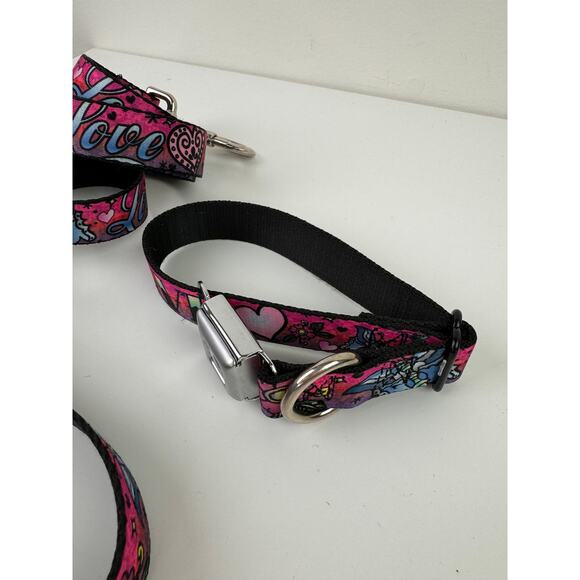 Buckle-Down Metal Clip Love Pink Tattoo Nylon Adjustable Dog Collar / Leash Set - Picture 3 of 5